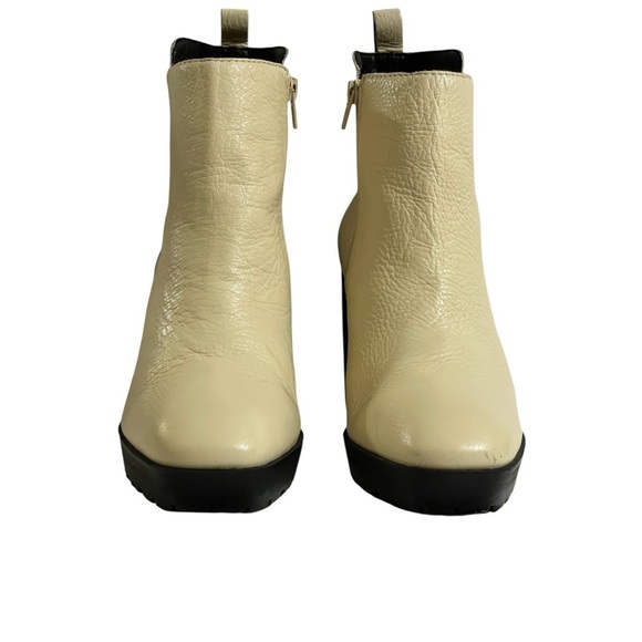 🎁SALE🎁LUCKY BRAND CREAM LEATHER LUG SOLE ANKLE BOOTS SZ 9 MED - Picture 3 of 14